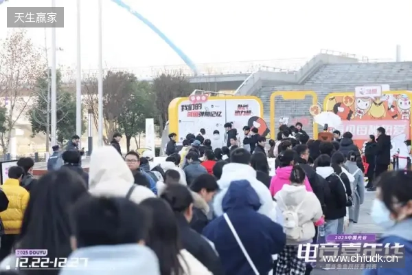 每体：巴萨七年前就已关注塞内西，但未进行任何实质性操作